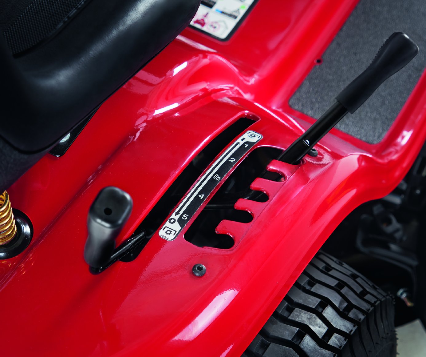 Troy-Bilt Rasentraktor Pony 92T-R Select - Ausstellungsgerät - inkl. Mulchkit 196-749A678